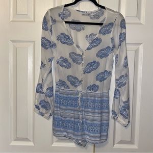 Faithfull The Brand Women's Blue + White Paisley Pattern Long Sleeve Romper